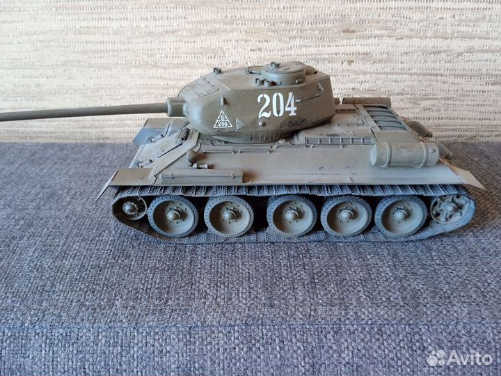 Танк т-34/85 Tamiya