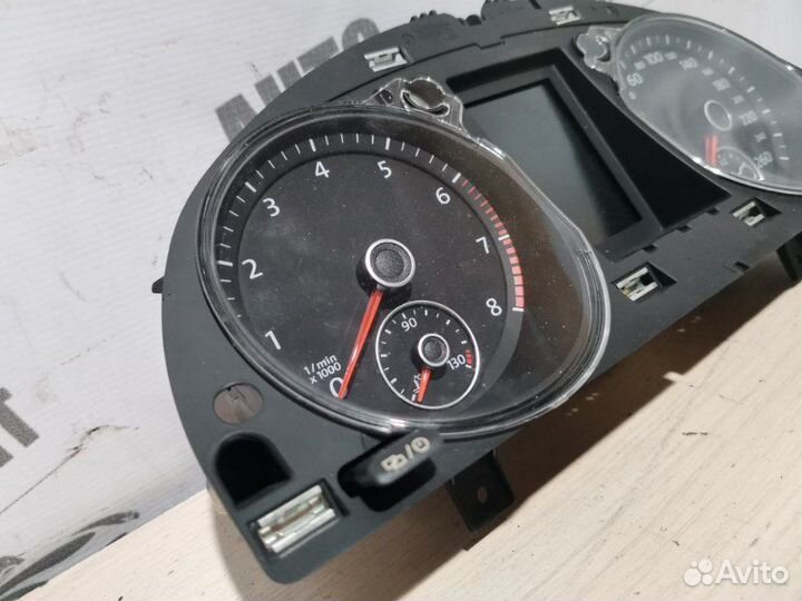 Панель приборов Volkswagen Passat B7 cdaa 2013