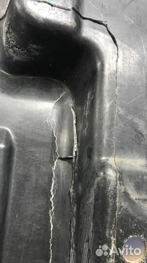 Защита днища левая BMW X5 E70 2007 51757158403