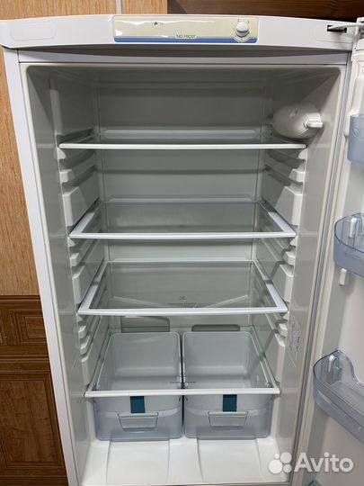 Холодильник Indesit, No Frost