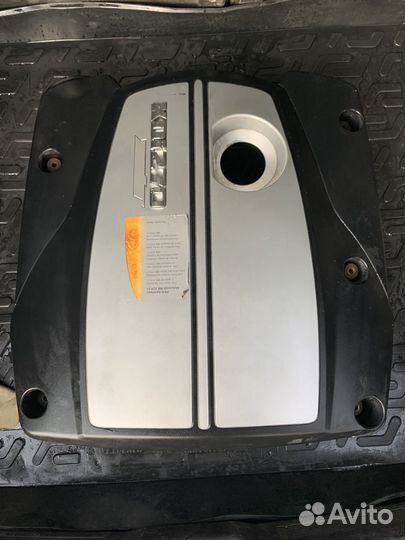 Крышка двигателя декоративная Ssangyong Rexton