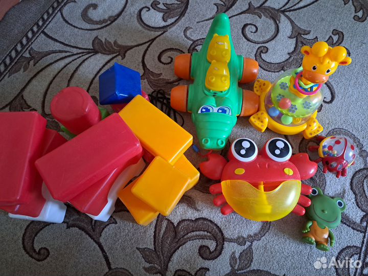 Игрушки пакетом