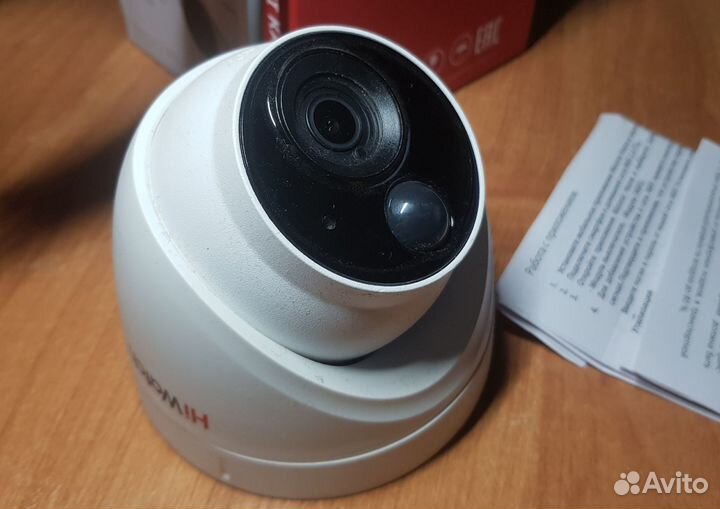 Камера видеонаблюдения HiWatch DS-T513