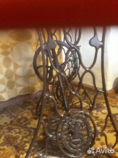 Подстолье чугунное 