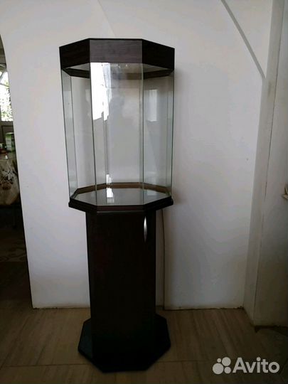 Аквариум с тумбой