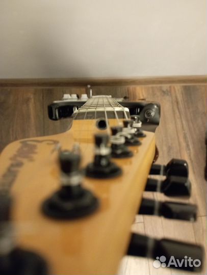 Электрогитара Stratocaster+комбик Ibanez