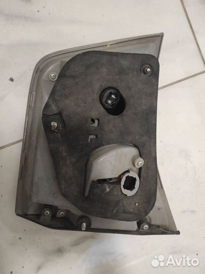 Фонарь Lexus Rx 330, Rx 350 в багажник левый