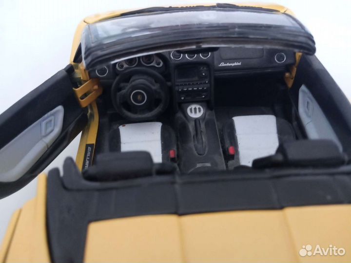 Коллекционная машинка Bburago Lamborghini