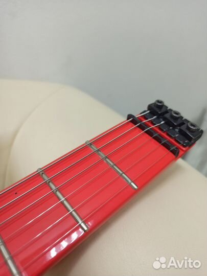 Безголовая электрогитара производство Россия