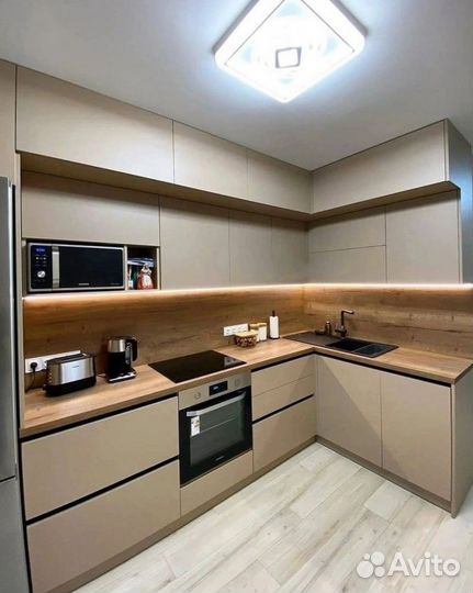 Корпусная мебель / кухонный гарнитур