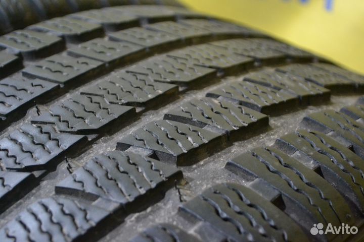 Kumho WinterCraft KW27 225/50 R17