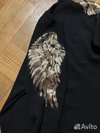 Свитер женский