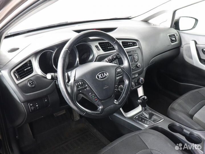 Kia Ceed 1.6 AT, 2015, 130 424 км