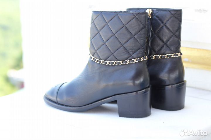 Ботильоны из натуральной кожи Chanel новые