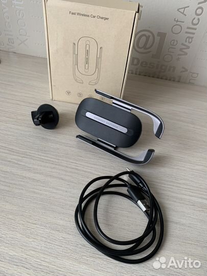 Держатель телефона с быстрой беспроводной зарядкой