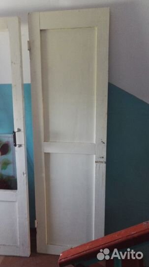 Двери и раковина