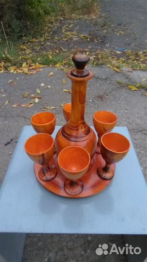 Декоративный графин с рюмками