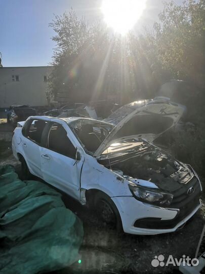 Запчасти LADA Granta FL, Разбор