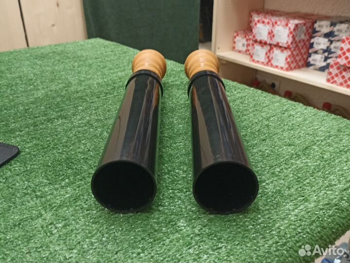 Пыльник заднего амортизатора Mazda 3 (2003-2013г)