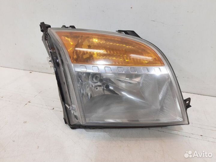Фара передняя правая Ford Fusion 1 2005-2012