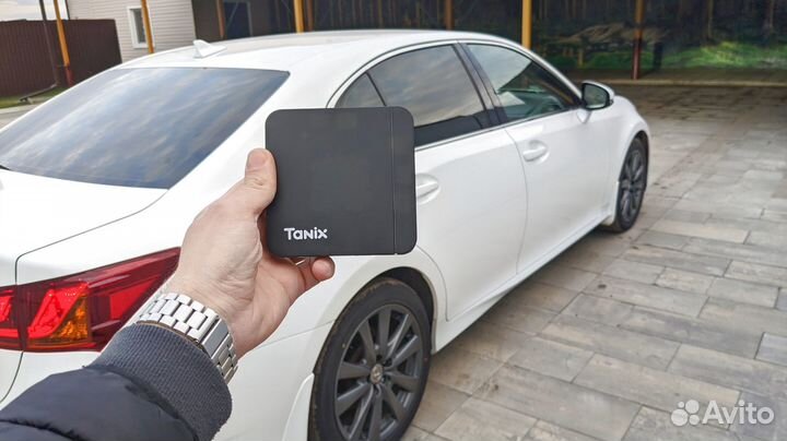 Смарт тв приставка на 444 канала + фильмы +сериалы