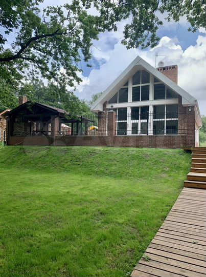 Дом 172 м² на участке 10 сот.