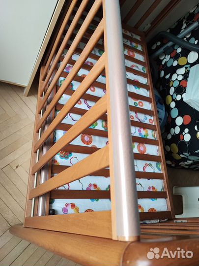 Детская кровать Baby Italia + принадлежности