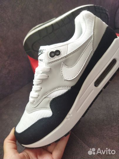 Кроссовки nike air max 1