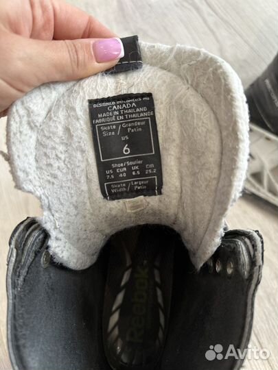 Хоккейный шлем