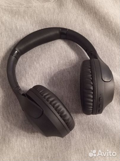 Беспроводные наушники накладные