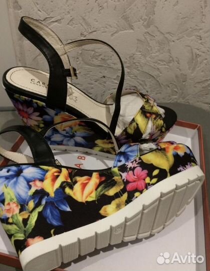 Босоножки летние на танкетке Carnaby, р. 39