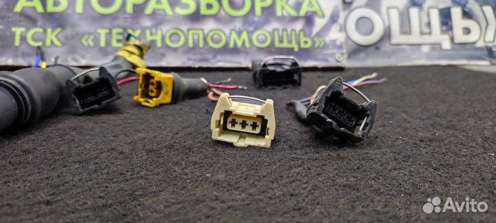 Разъёмы проводки двигателя Volkswagen Passat B3