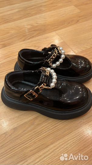 Туфли для девочки черные 30 размер