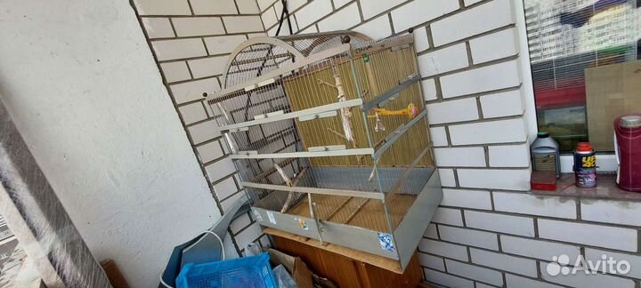 Большая клетка для птиц