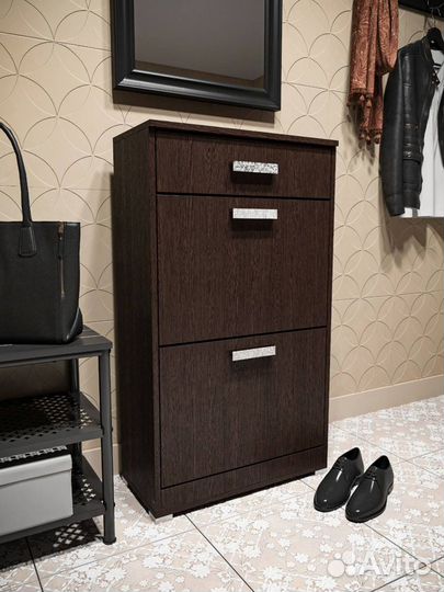 Обувница / закрытая / с выдвижным ящиком