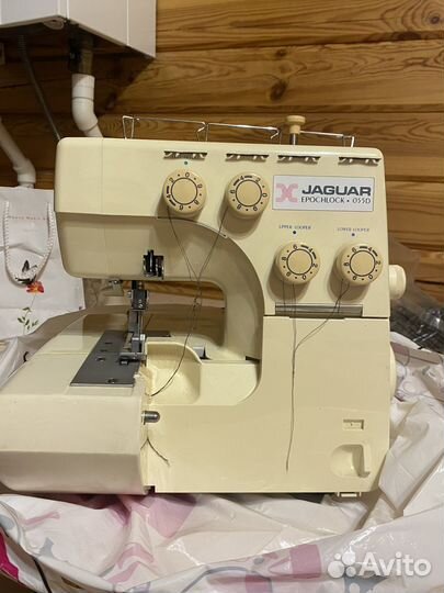 Оверлок Jaguar 055D