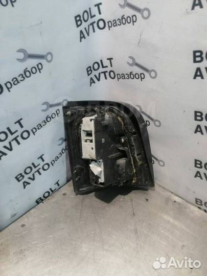 Фонарь (стоп-сигнал) задний правый Nissan March