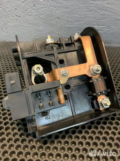 Блок предохранителей Bentley Continental Flying