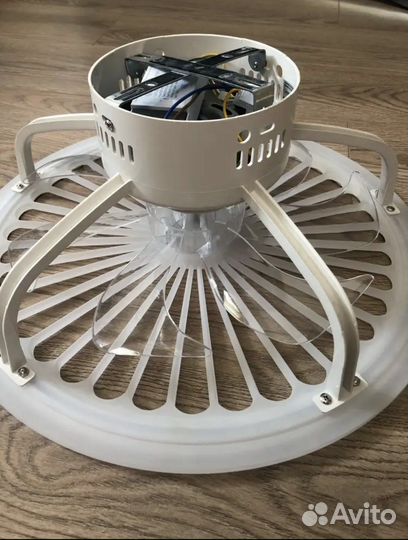 Люстра потолочная светодиодная с вентилятором