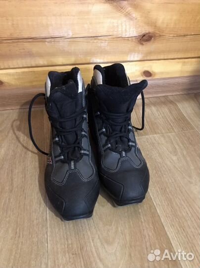 Лыжные ботинки rossignol