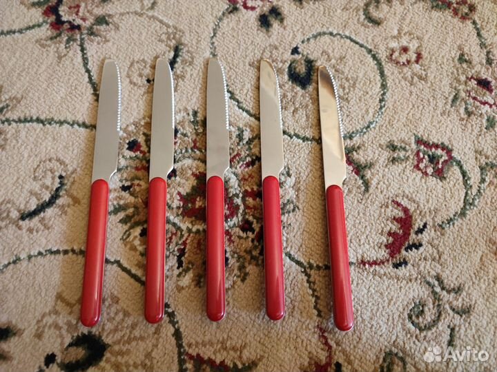 Хлебница IKEA и кухонная утварь