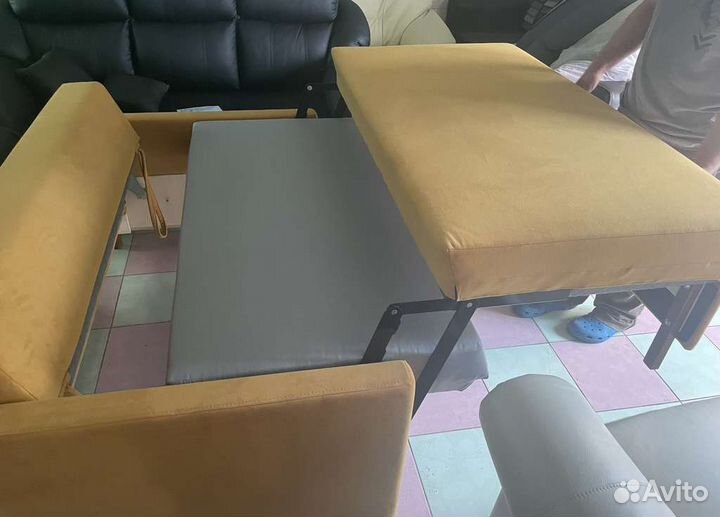 Диван раскладной новый, FIN