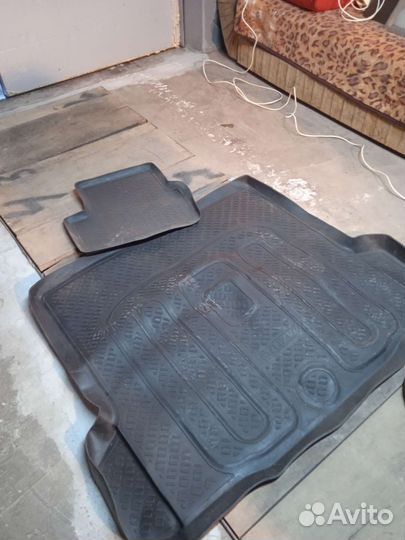 Коврик в багажник Шевроле cruze