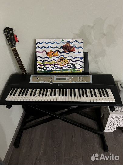 Синтезатор yamaha psr r200