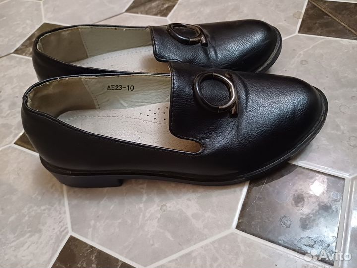 2 пары обуви 31 и 33 размер