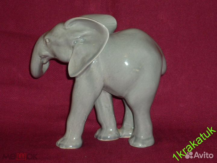 Слон серый. Ленинградский стройфаянс