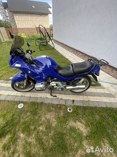 BMW R1100RS