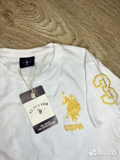 Костюм на мальчика новый