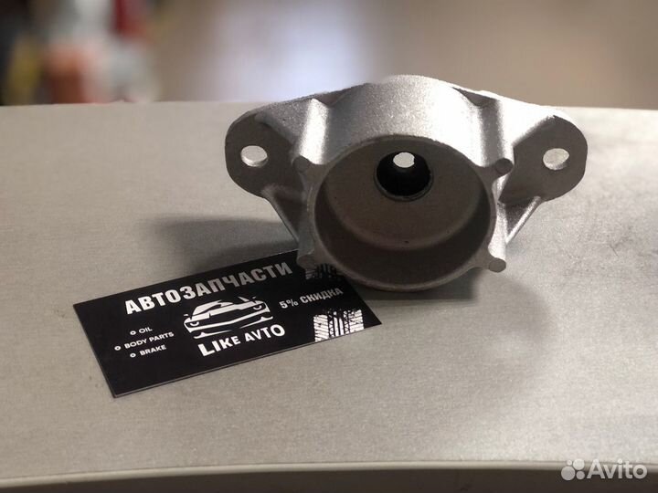 Опора заднего амортизатора Ford Focus 2