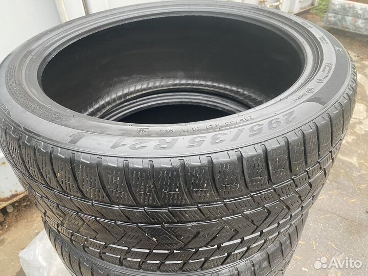 Pirelli Scorpion Winter 295/35 R21